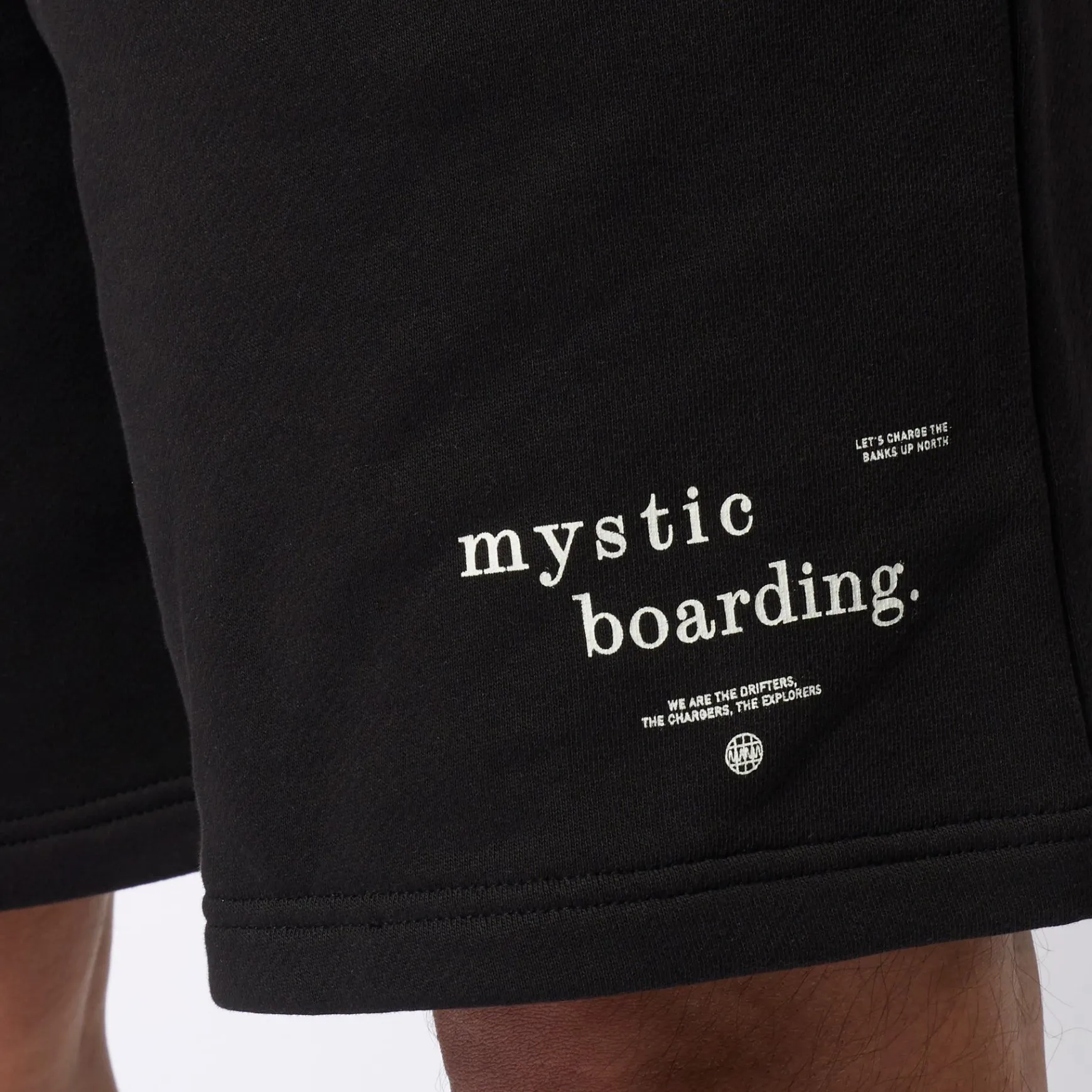 Mystic Cruise> Pants & Shorts