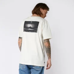 Mystic Quake> T-Shirts