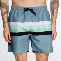 Mystic Stripe><noscript><img width=