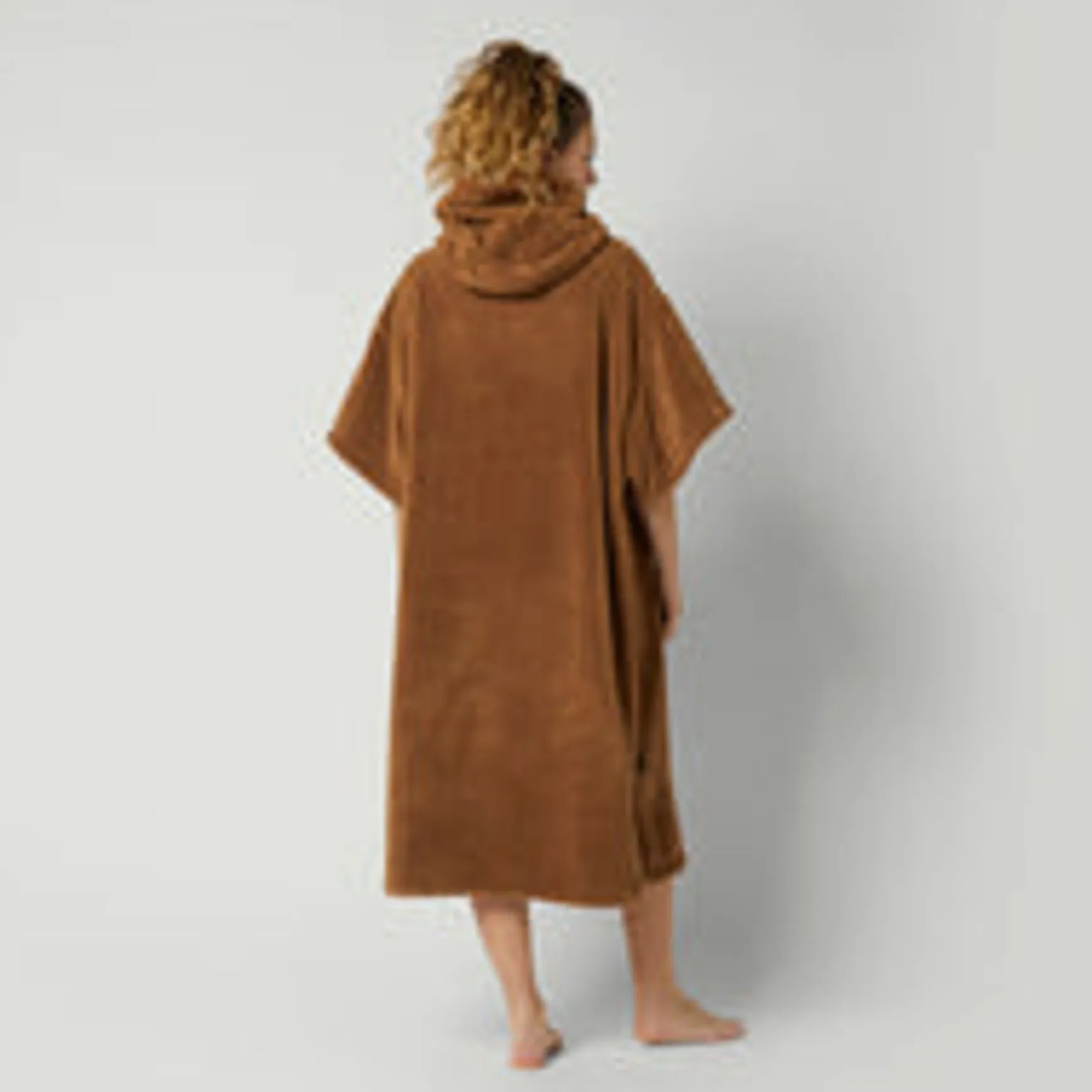 Mystic Teddy 2024> Ponchos & Towels