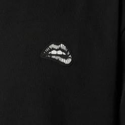Mystic The Lips><noscript><img width=