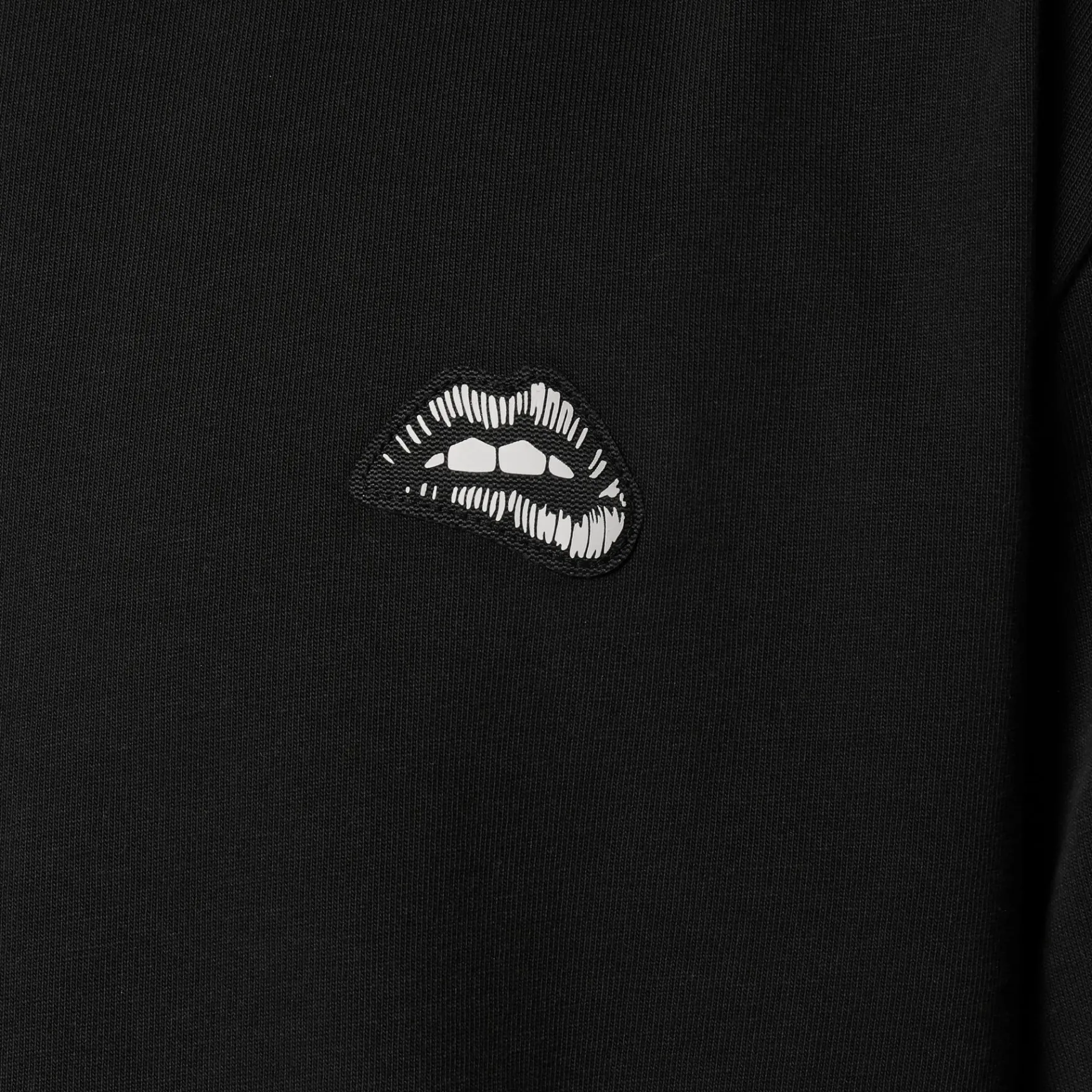 Mystic The Lips> T-Shirts