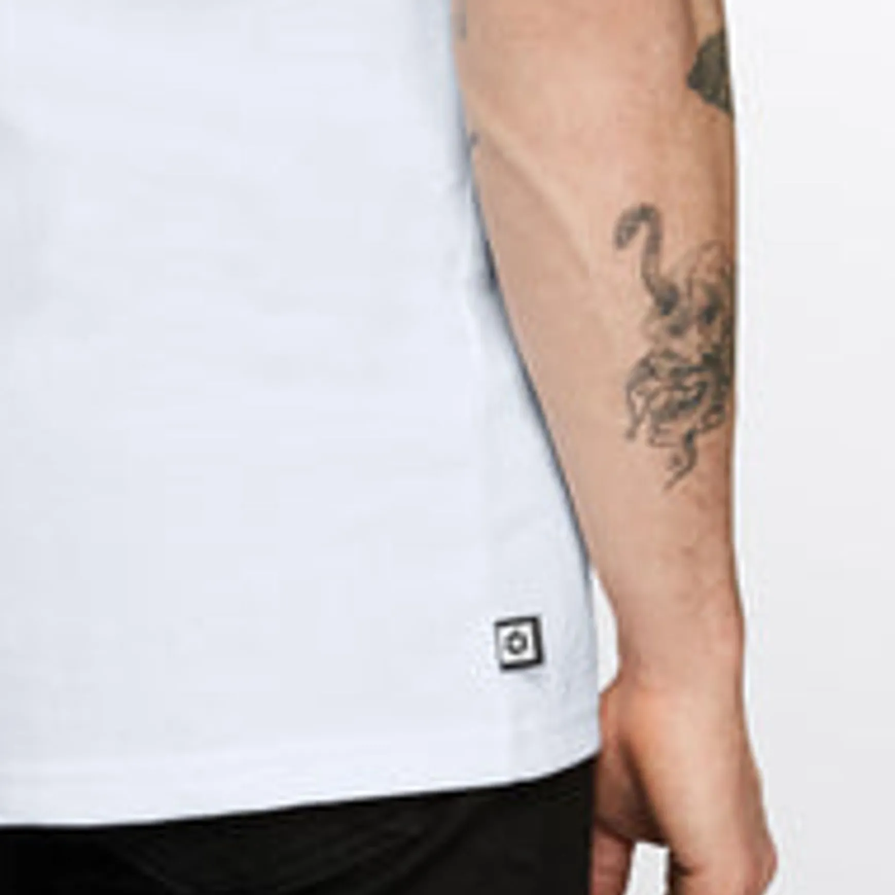 Mystic The One> T-Shirts