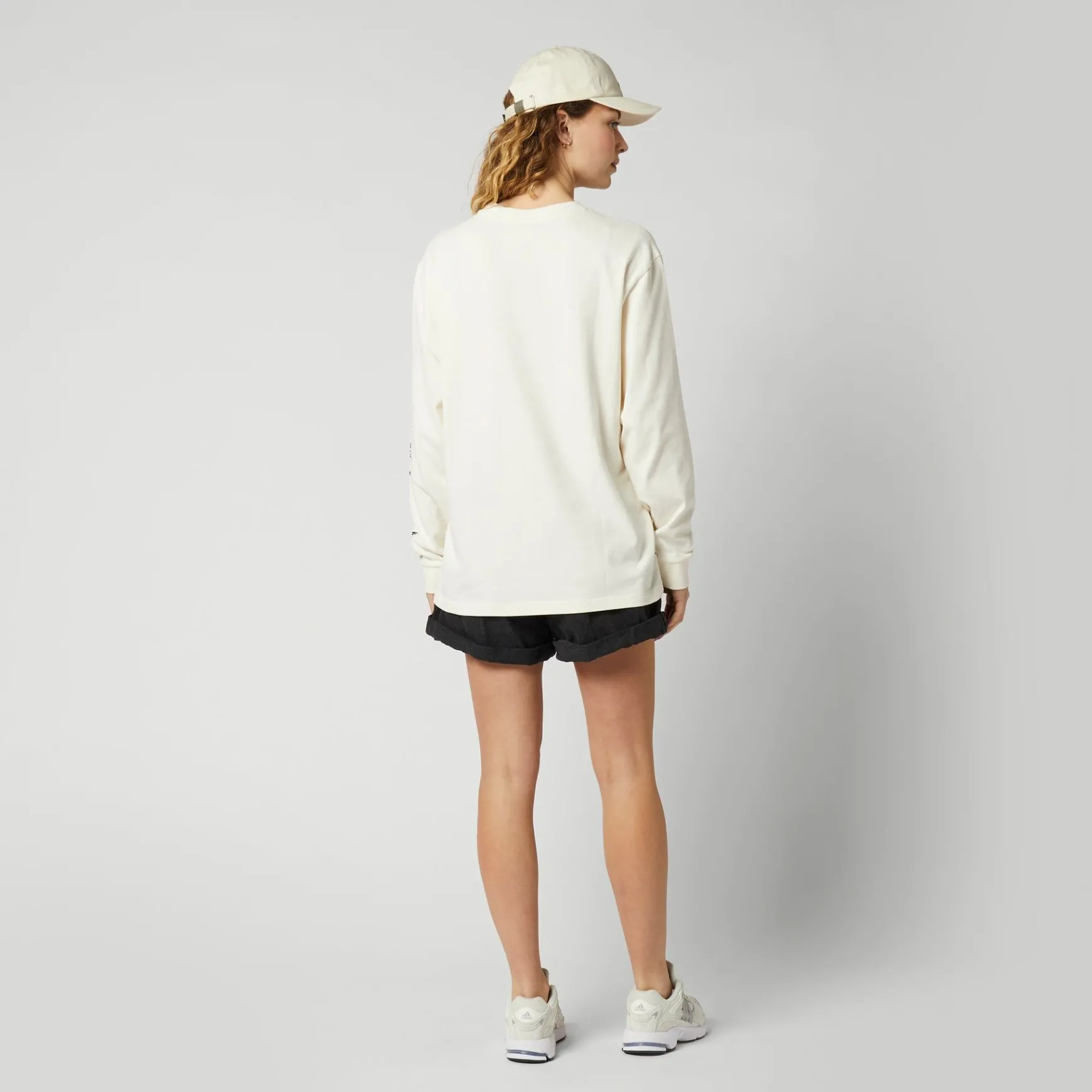 Mystic Trace Crew> Tees & Tops