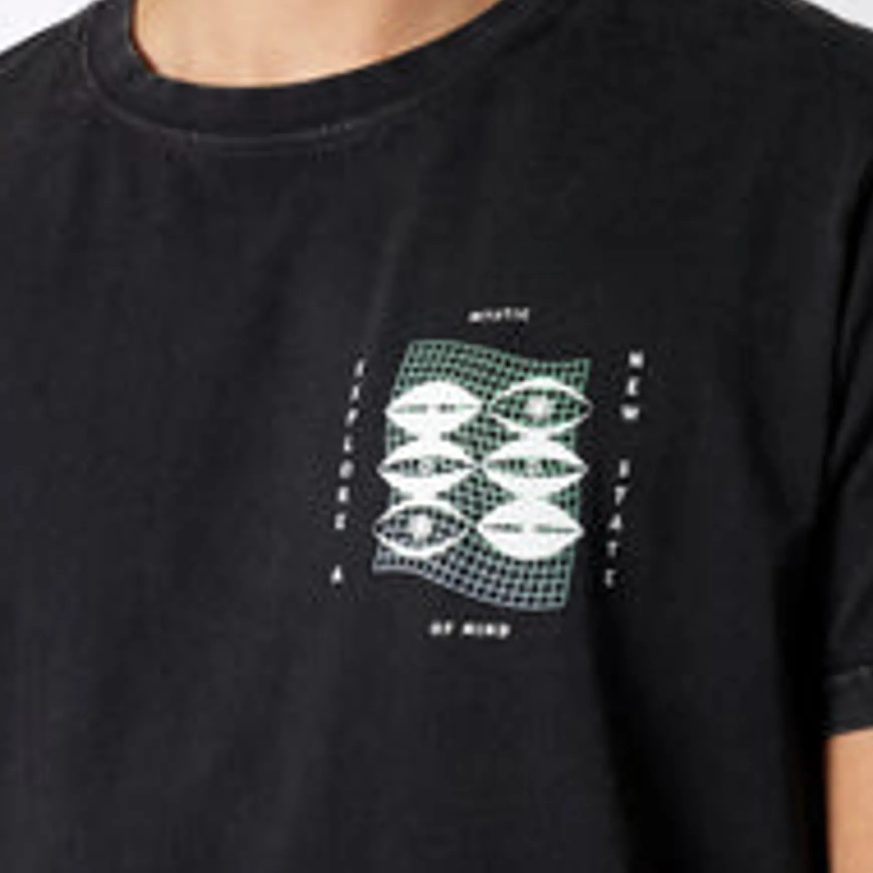 Mystic Tresspass> T-Shirts